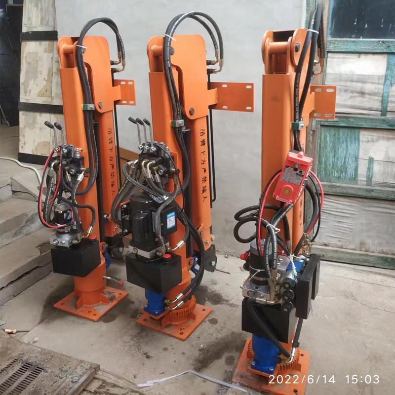 昔阳县重汽蓝牌随车吊 3.2吨 国六动力强 液压驱动 农用自卸起重机